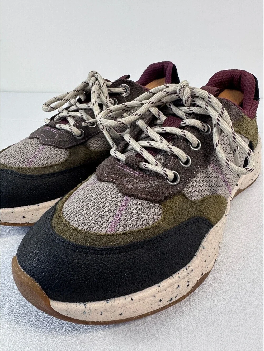Taos Advance Suede Mesh Comfort Walking Trail Shoes Gorpcore Sneakers Womens 8.5